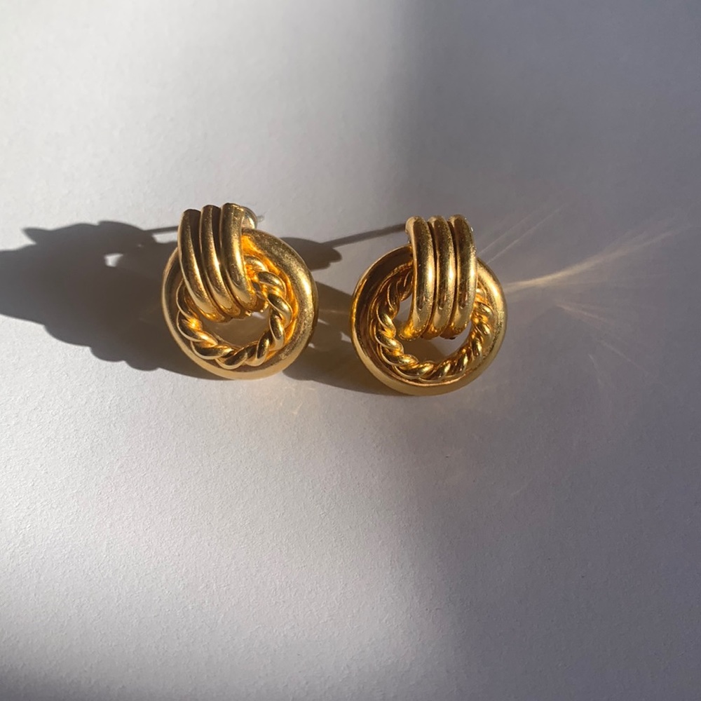 Chunky gold earrings